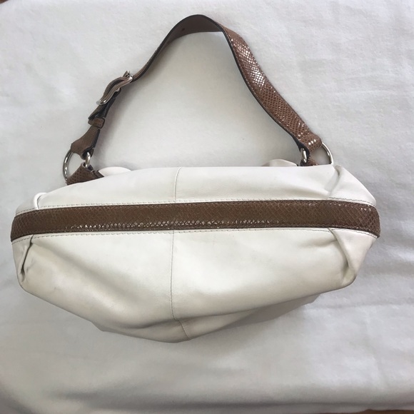 Vintage off white leather coach purse with brown strap - Picture 9 of 11